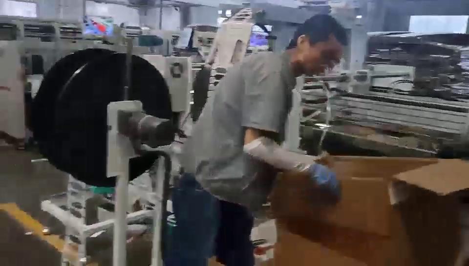 新疆恒远中汇高速多箱型提手机时速8100小时运行平稳
