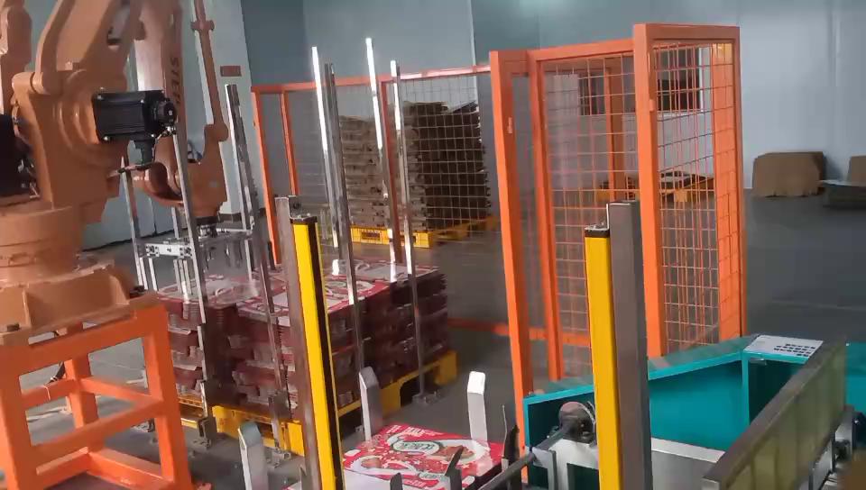 肇庆美艺包装高速自动片提手机智能生产线时速7100运行平稳
